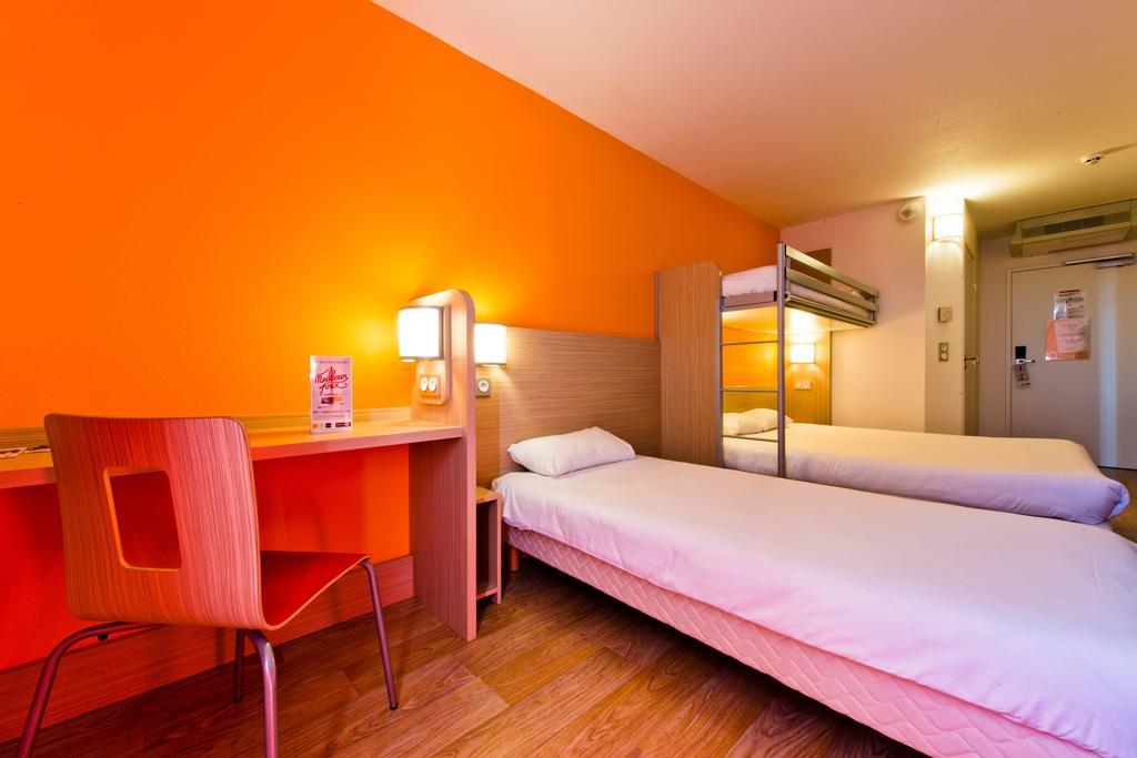 Premiere Classe Sens Nord- Saint Clément Habitación foto