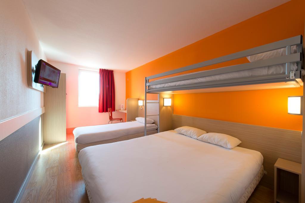 Premiere Classe Sens Nord- Saint Clément Habitación foto
