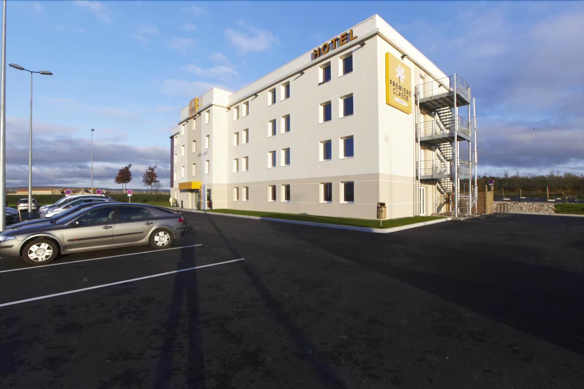 Premiere Classe Sens Nord- Saint Clément Exterior foto